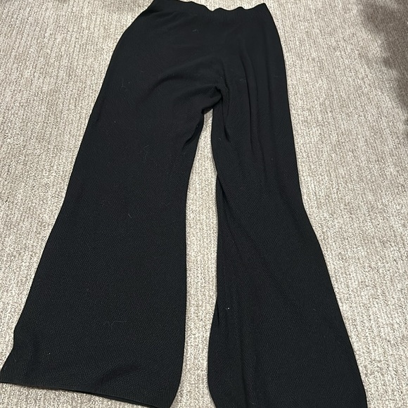 Lounge set, never worn, size medium - Picture 3 of 3